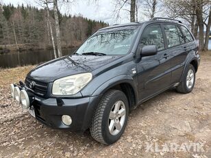 Toyota RAV4 krosover