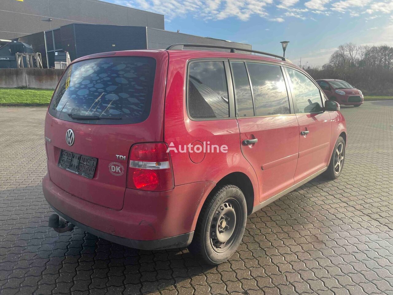 Volkswagen Touran 1.9 minivan