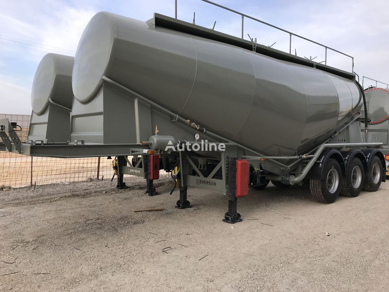 nova Emirsan 2024 Cement Tanker from Factory, 3 Pcs, 30 m3 Ready for Shipment cisterna za prevoz cementa