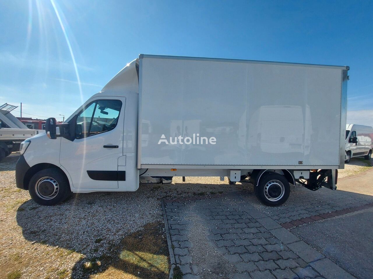 novi Renault Master L3H1P3 165Ps Koffer + LBW auf Anfrage kamion furgon