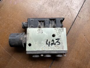 Bosch ECAS SOLENOID VALVE OEM: 0501100027 kran za Volvo autobusa