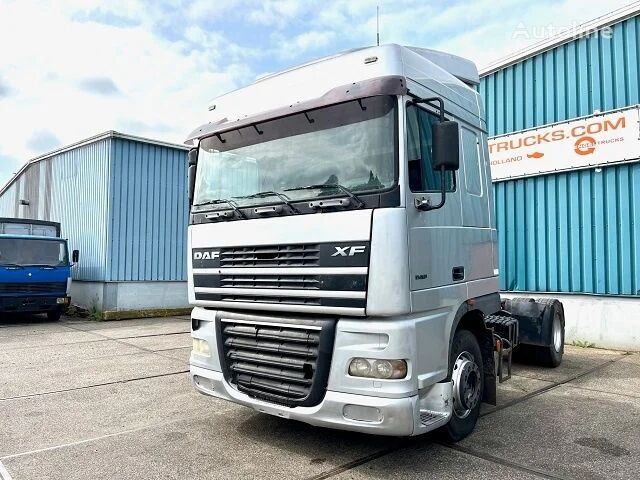 DAF XF 95.430 SPACECAB 4x2 TRACTOR UNIT (EURO 3 / ZF16 MANUAL GEARBO tegljač