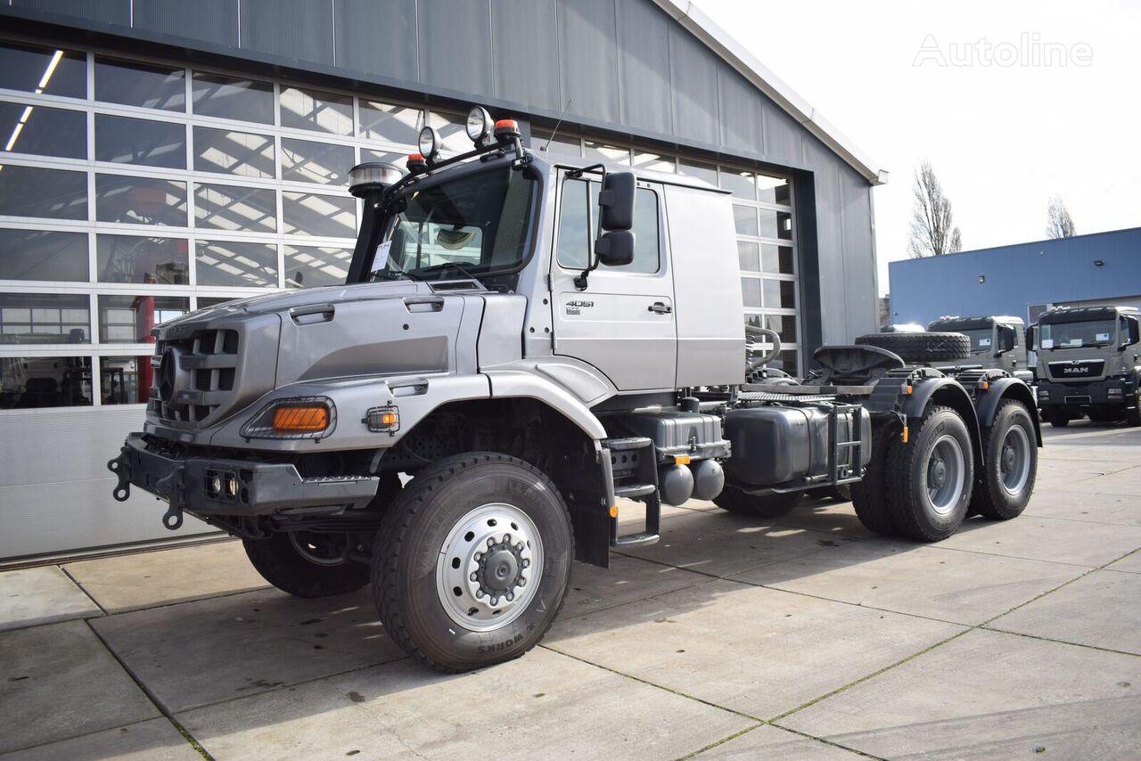 novi Mercedes-Benz 01x  ZETROS 4051  tegljač